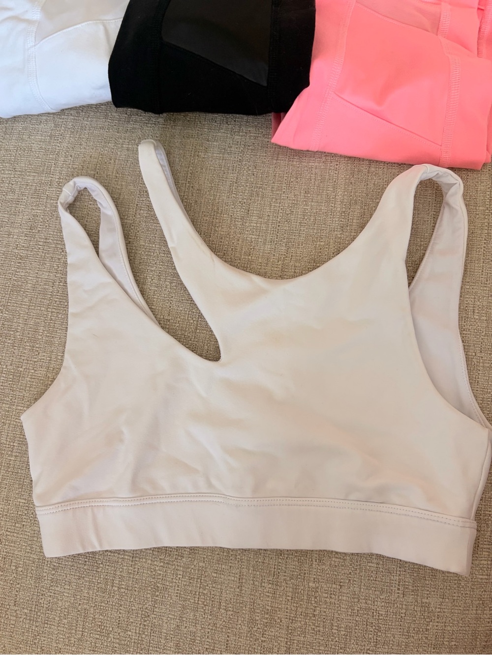 Alo white Bra (size xs).